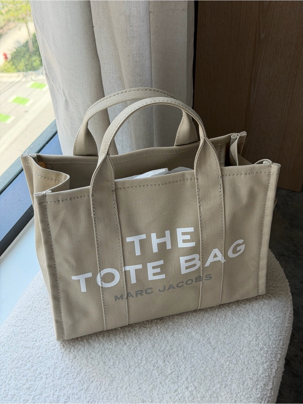 Marc Jacobs Canvas Tote Bag in Beige with White Logo